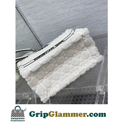 Dior Book Tote Small 26.5cm - Image 4