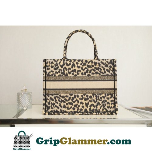 Dior Book Tote Medium 36cm - Image 4