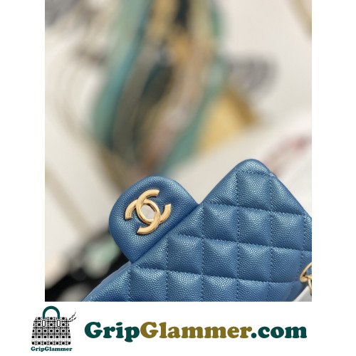 Chanel Flap Bag 17cm (Mini) - Image 9