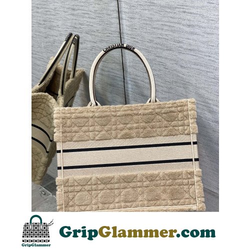 Dior Book Tote Medium 36cm - Image 5