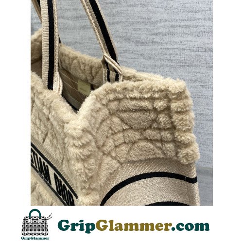 Dior Book Tote Medium 36cm - Image 7