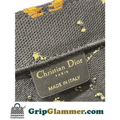 Dior Book Tote Medium 36cm - Image 9