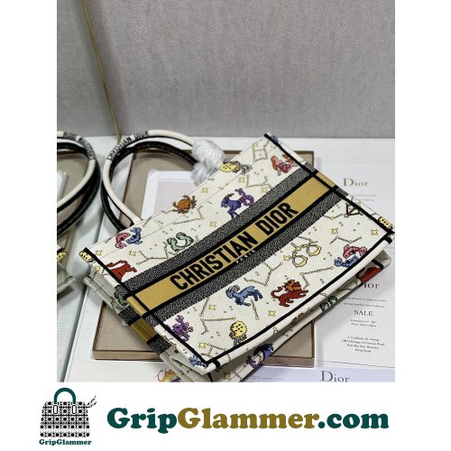 Dior Book Tote Medium 36cm - Image 5