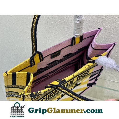 Dior Book Tote Medium 36cm - Image 7