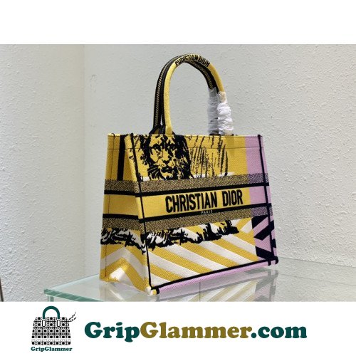 Dior Book Tote Medium 36cm - Image 8