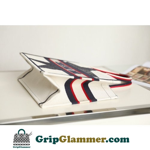 Dior Book Tote Medium 36cm - Image 2