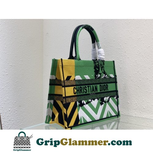 Dior Book Tote Medium 36cm - Image 2