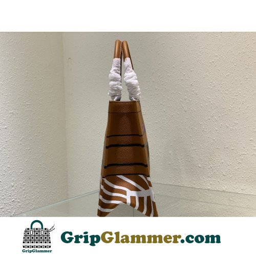 Dior Book Tote Medium 36cm - Image 8