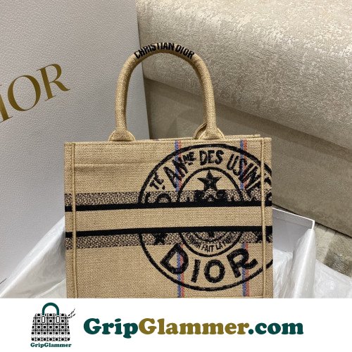 Dior Book Tote Small 26.5cm - Image 3