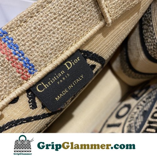 Dior Book Tote Small 26.5cm - Image 7