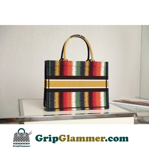 Dior Book Tote Medium 36cm - Image 7