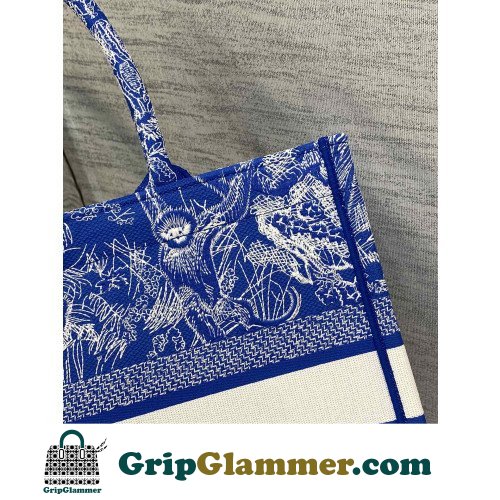 Dior Book Tote Medium 36cm - Image 6