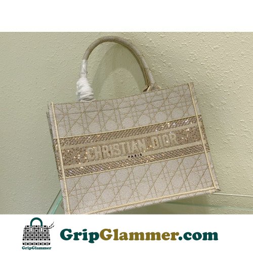 Dior Book Tote Medium 36cm - Image 6