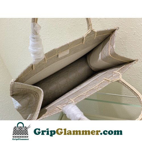 Dior Book Tote Medium 36cm - Image 9