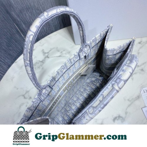 Dior Book Tote Medium 36cm - Image 2