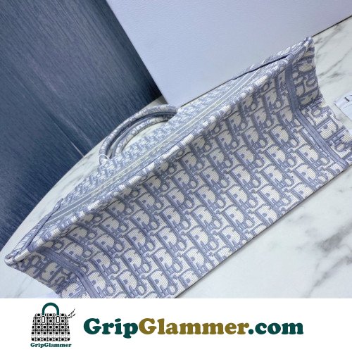 Dior Book Tote Medium 36cm - Image 3