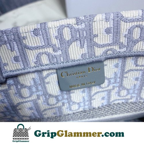 Dior Book Tote Medium 36cm - Image 4