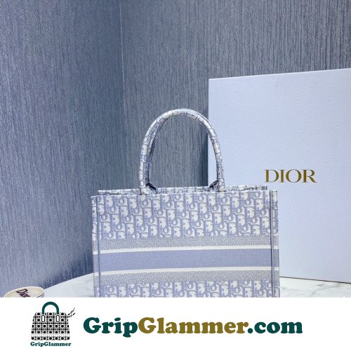 Dior Book Tote Medium 36cm - Image 5