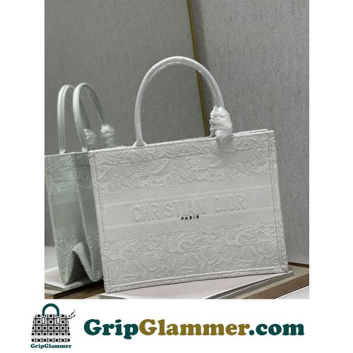 Dior Book Tote Medium 36cm - Image 4