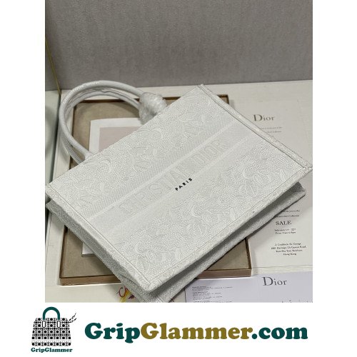 Dior Book Tote Medium 36cm - Image 2