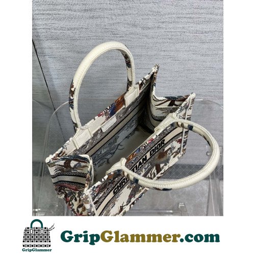 Dior Book Tote Small 26.5cm - Image 8