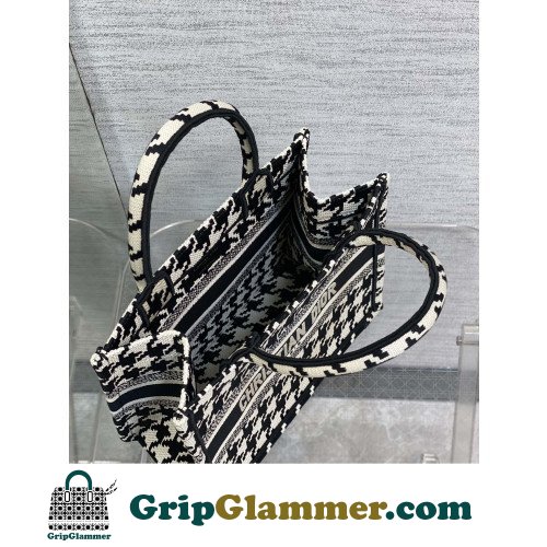Dior Book Tote Small 26.5cm - Image 8