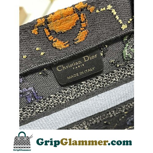 Dior Book Tote Small 26.5cm - Image 9