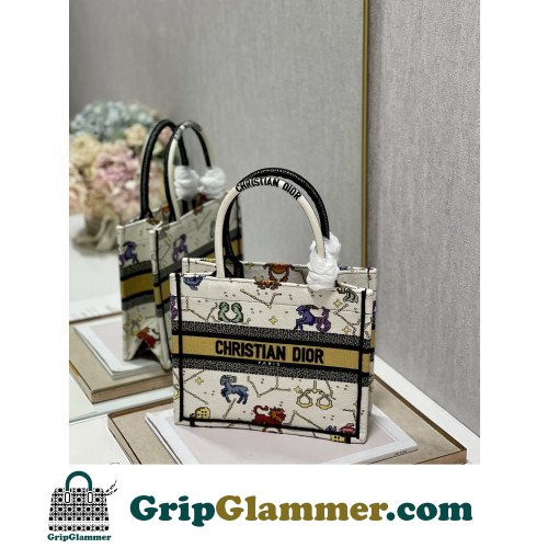 Dior Book Tote Small 26.5cm - Image 4