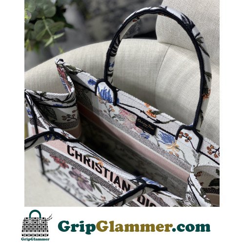 Dior Book Tote Medium 36cm - Image 2