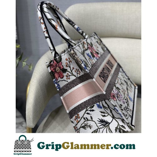 Dior Book Tote Medium 36cm - Image 5