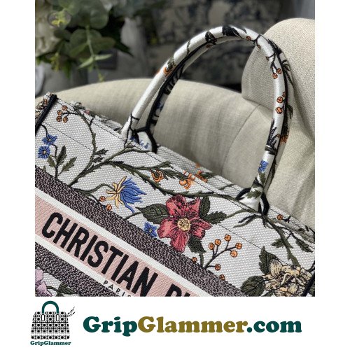 Dior Book Tote Medium 36cm - Image 8