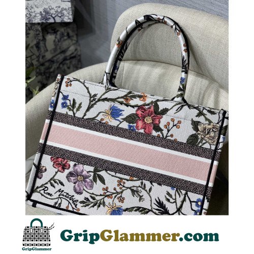 Dior Book Tote Medium 36cm - Image 9