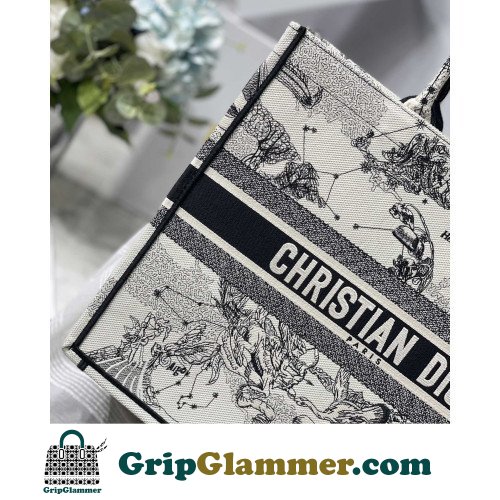 Dior Book Tote Large 42cm - Image 2