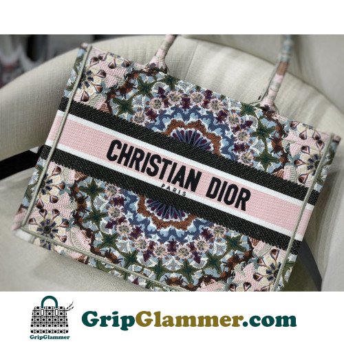 Dior Book Tote Medium 36cm - Image 4