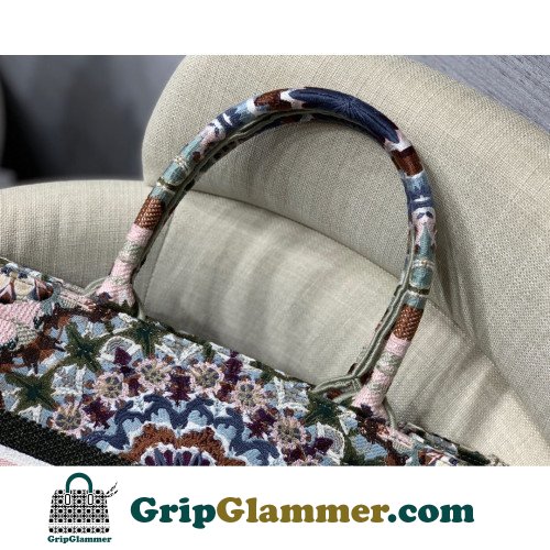 Dior Book Tote Medium 36cm - Image 7