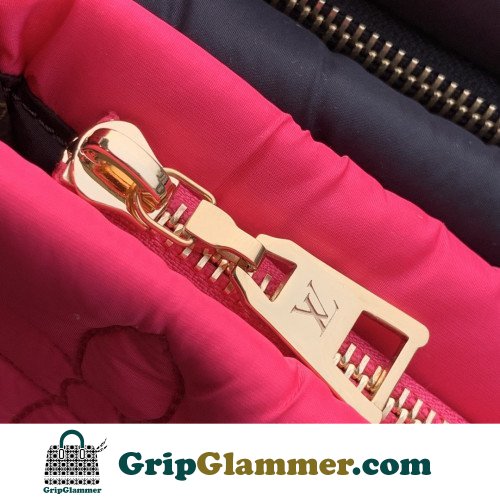 Louis Vuitton Pochete - Image 2