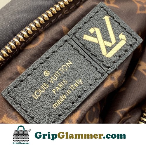 Louis Vuitton Pochete - Image 7