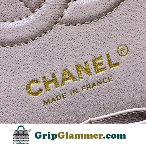 Chanel Flap Bag 23cm (Small) - Image 3