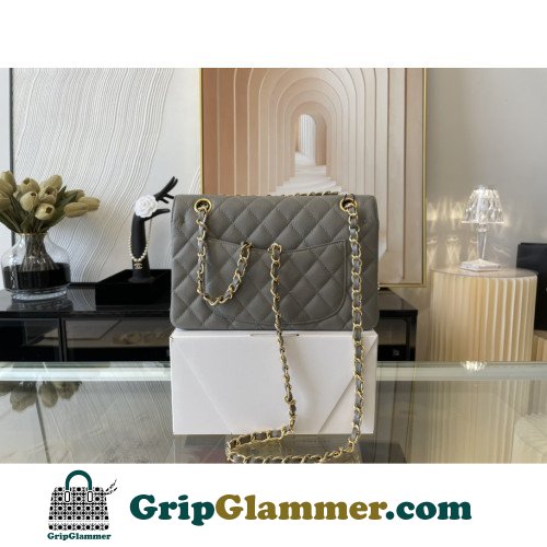 Chanel Flap Bag 23cm (Small) - Image 2