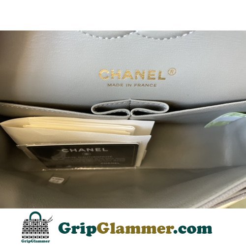 Chanel Flap Bag 23cm (Small) - Image 8