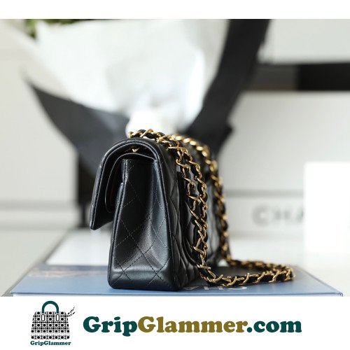 Chanel Flap Bag 23cm (Small) - Image 9