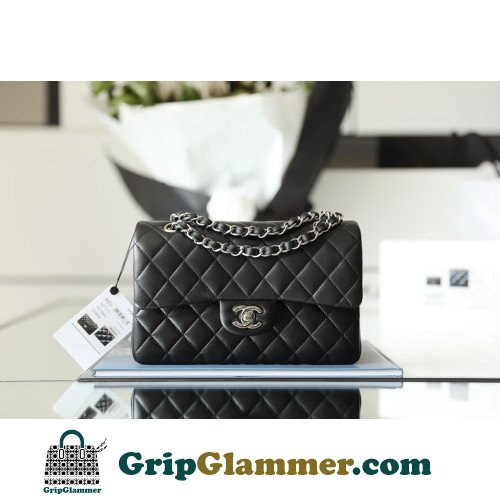Chanel Flap Bag 23cm (Small) - Image 5
