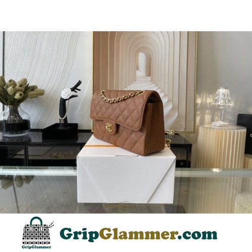 Chanel Flap Bag 23cm (Small) - Image 8