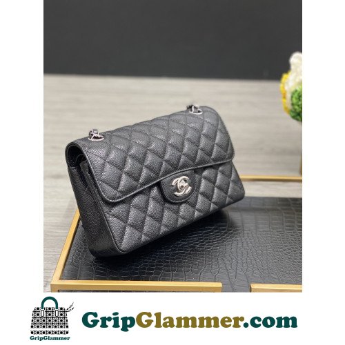 Chanel Flap Bag 23cm (Small) - Image 3
