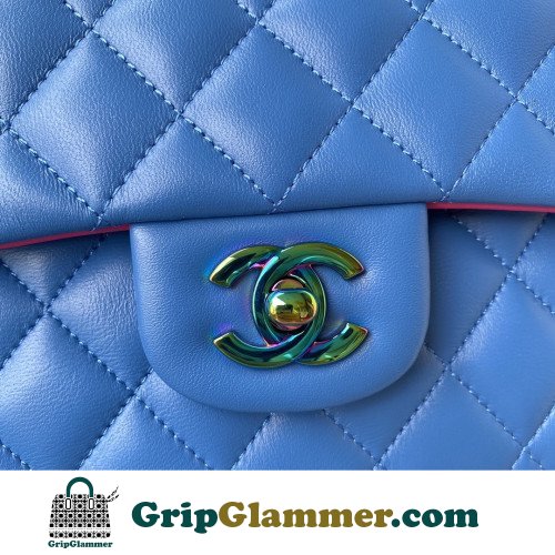 Chanel Flap Bag 23cm (Small) - Image 8