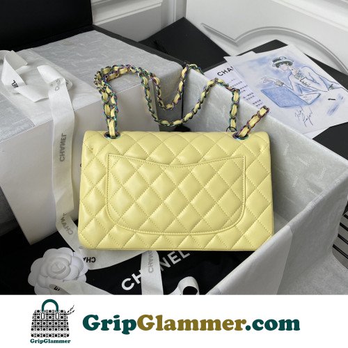 Chanel Flap Bag 23cm (Small) - Image 2