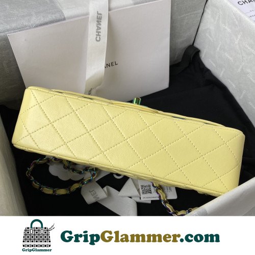 Chanel Flap Bag 23cm (Small) - Image 6