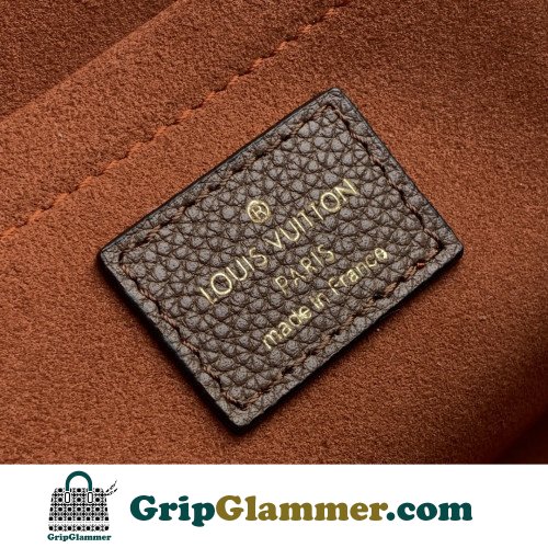 Louis Vuitton Favorite - Image 8