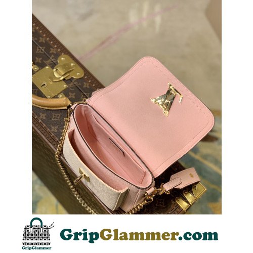 Louis Vuitton Favorite - Image 6