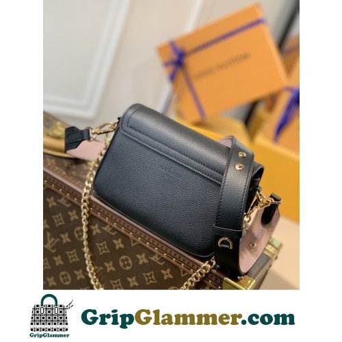 Louis Vuitton Favorite - Image 5